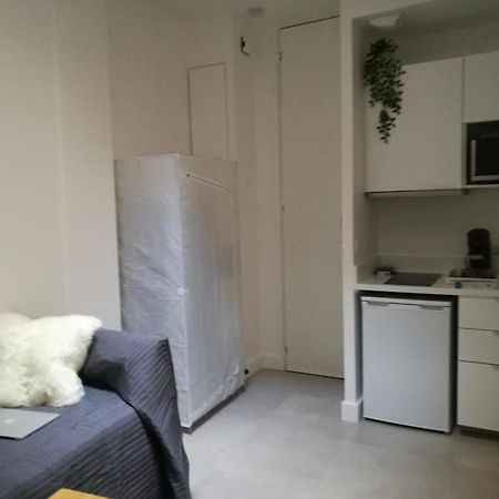 Charmant Studio Au Coeur De Париж Екстериор снимка